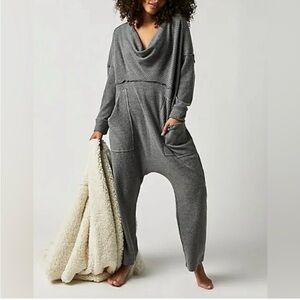 New FREE PEOPLE Intimately Kickback Gray Romper Sz XS